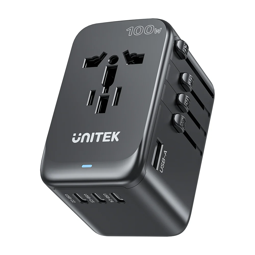 UNIVERSAL Travel adapter